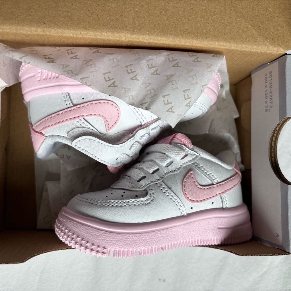 Nike Air Force Kids Shoes - White and Pink